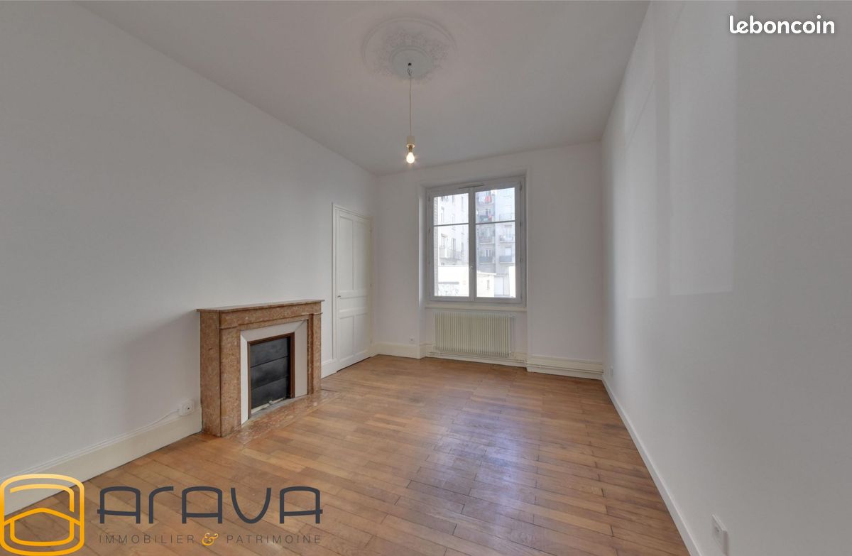 Appartement 3 pièces 69 m² · à Grenoble · 69 m² · 130 000 €