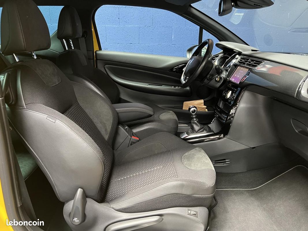 Ds ds 3 1.6 bluehdi 120 sport chic (image 10)