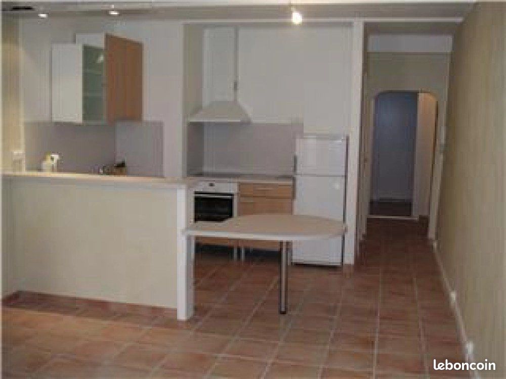 Appartement 2 pièces 41 m² · à Aix-en-Provence · 41 m² · 760 €
