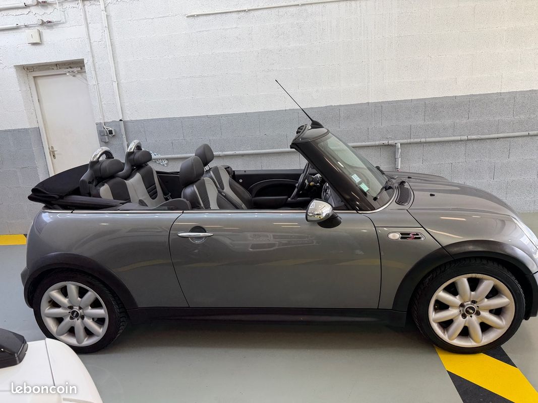 Mini Mini R52 CABRIOLET 1.6 - KOMPRESSOR COOPER S 170ch MOTEUR BMW GARANTIE (image 2)