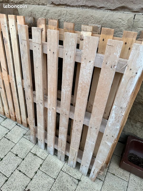 Lot 4 palettes bois (image 2)