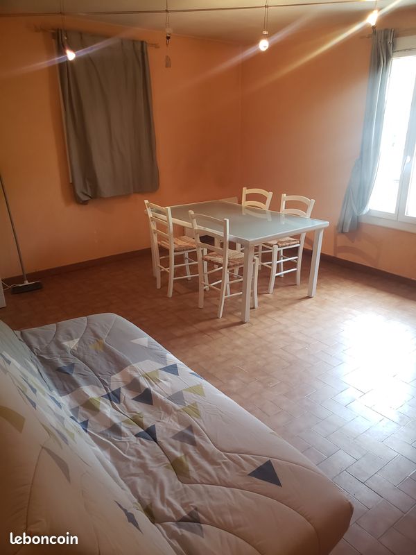 Appartement 2 pièces 43 m² · à Millau · 43 m² · 460 €/mois
