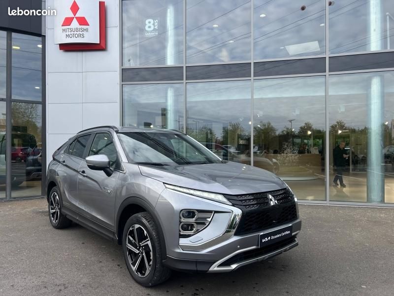 Mitsubishi Eclipse Cross 2.4 MIVEC PHEV 188ch Business 4WD (image 2)
