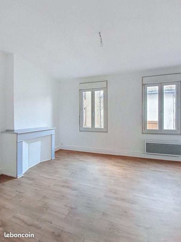 Maison 3 pièces 94 m² · à Réalmont · 94 m² · 550 €