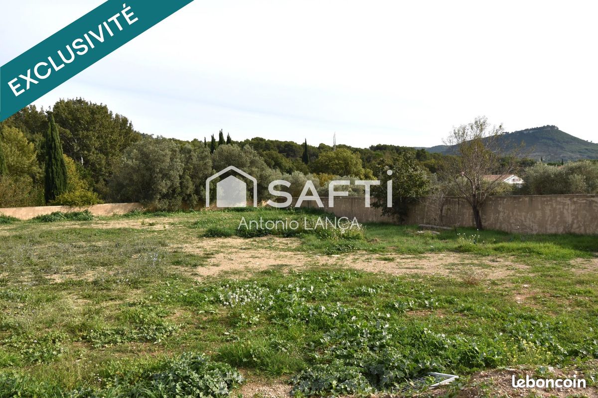 Terrain 1207 m² · à Ventabren · 1 207 m² · 390 000 €