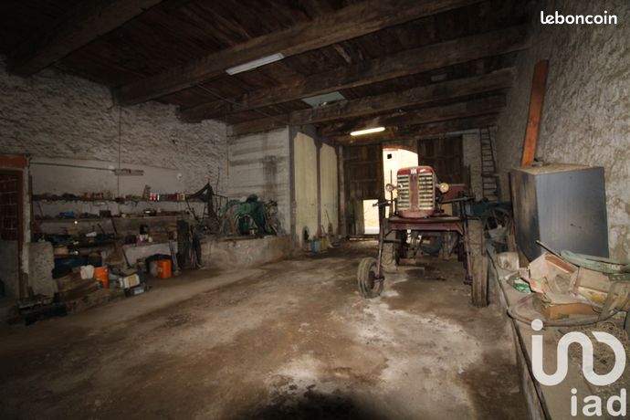 Maison familiale 1 pièce 400 m²
