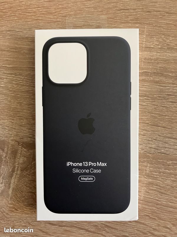 Coque en silicone avec MagSafe pour iPhone 13 Pro Max - Minuit (image 1)
