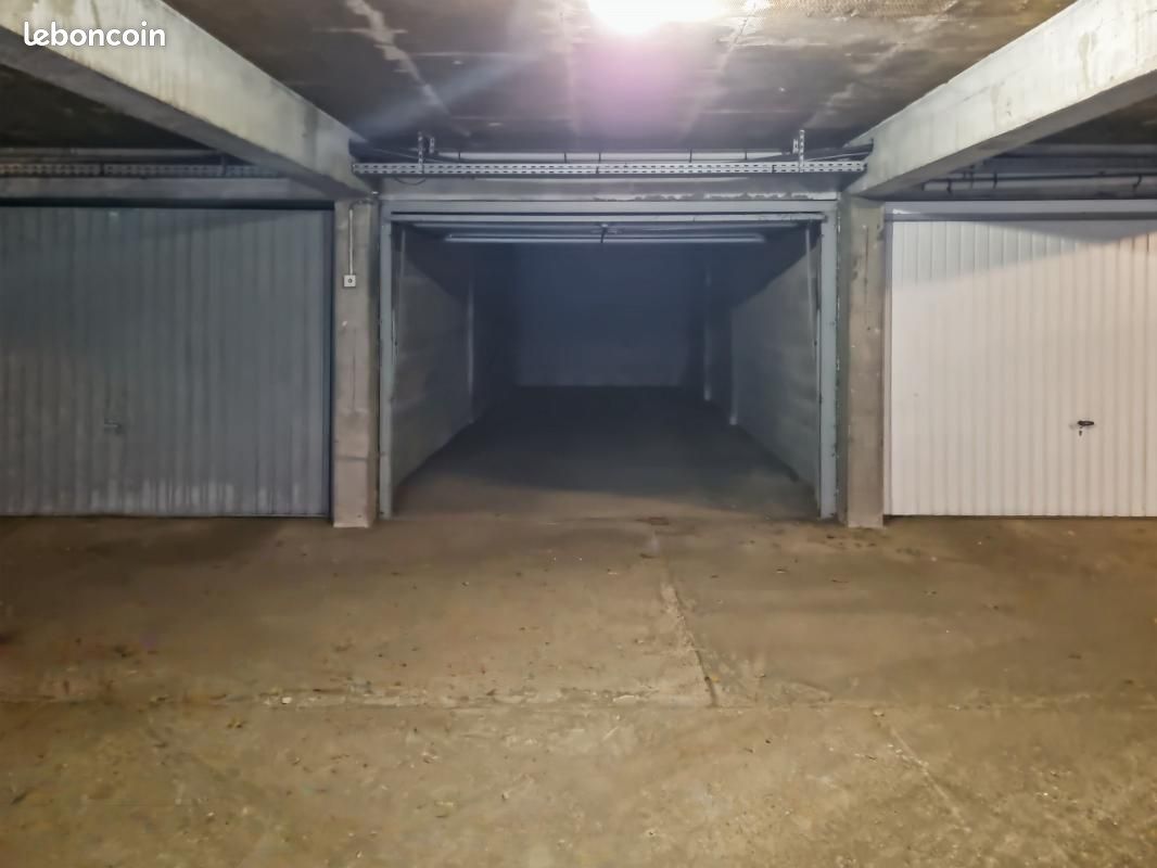Parking 25 m² · à Lyon · 25 m² · 40 000 €