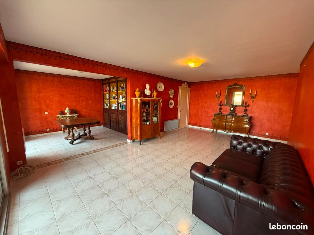 Appartement 4 pièces 102 m² · à Bastia · 101,9 m² · 335 000 €