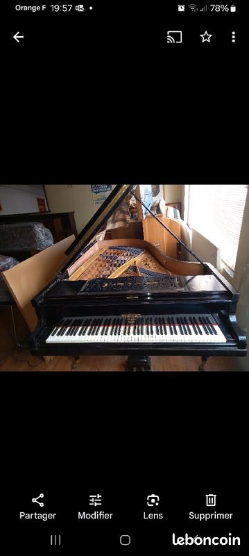 Piano Pleyel demi queue (image 1)