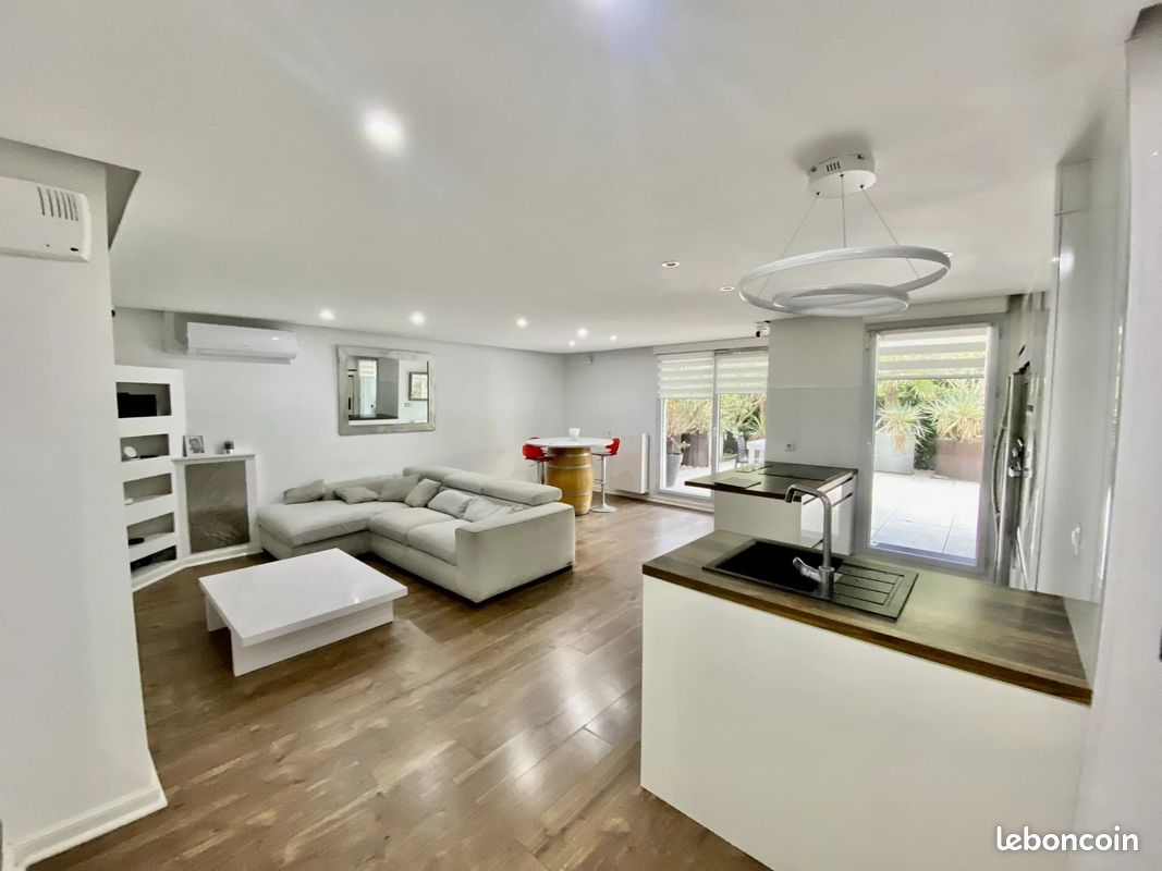 Appartement 3 pièces 69 m² · à Grenoble · 69 m² · 219 500 €