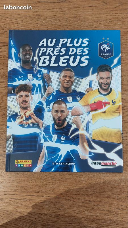 Abiemuce Album De Foot 50 Pages – 400 Cartes – Couverture Trophée – Fermeture Éclair Et Poignée – Idée Cadeau Collectionneur