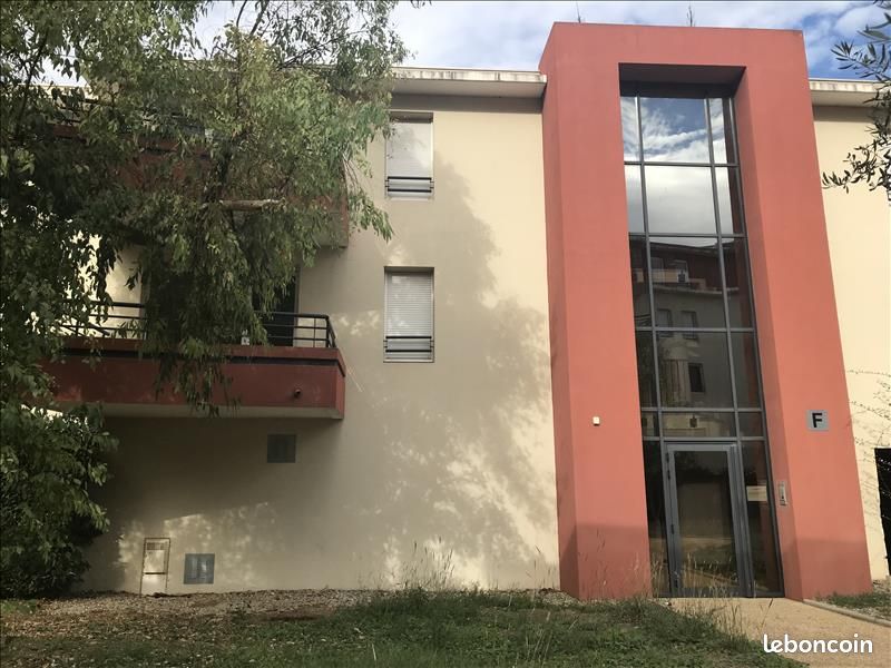 Appartement 3 pièces 60 m² · à Clermont-l'Hérault · 60 m² · 725 €/mois