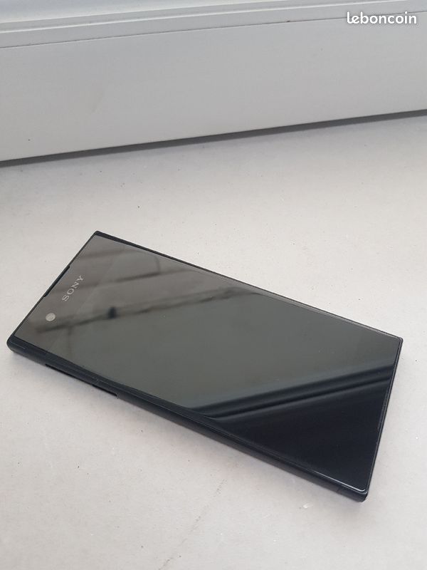 Sony xperia en très bonne état (image 2)