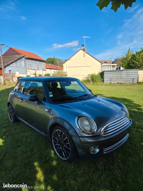 Mini cooper r56 (image 1)
