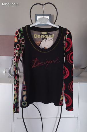 T-shirt Desigual Femme Taille S – Multicolore, Motif Original, Made In Spain (occasion Bon état)