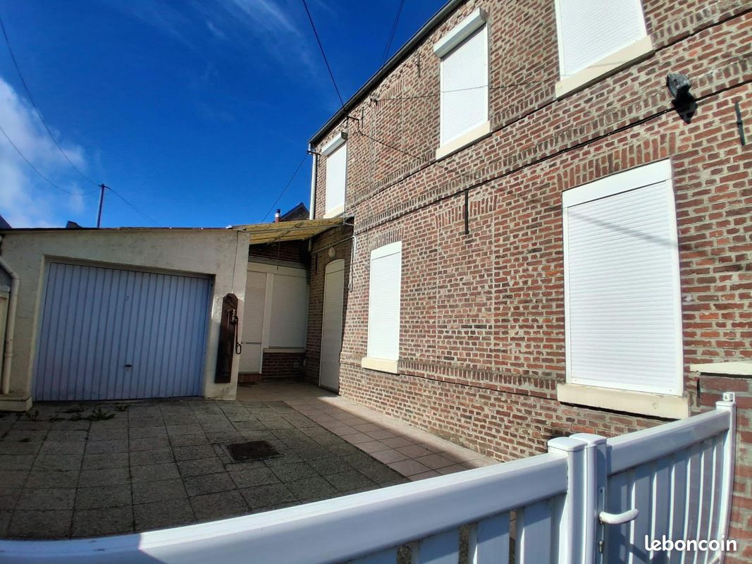 Maison 126 m² · à Maurois · 126 m² · 73 000 €
