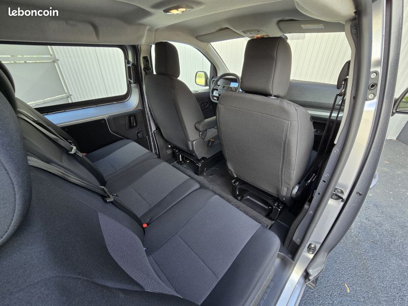 Peugeot EXPERT FG M 2.2 DIESEL 180CH CABINE APPROFONDIE Pack Premium Connect (image 22)