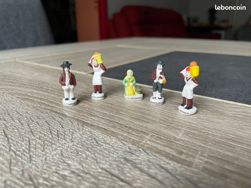 Lot de 5 fèves crèches (image 2)