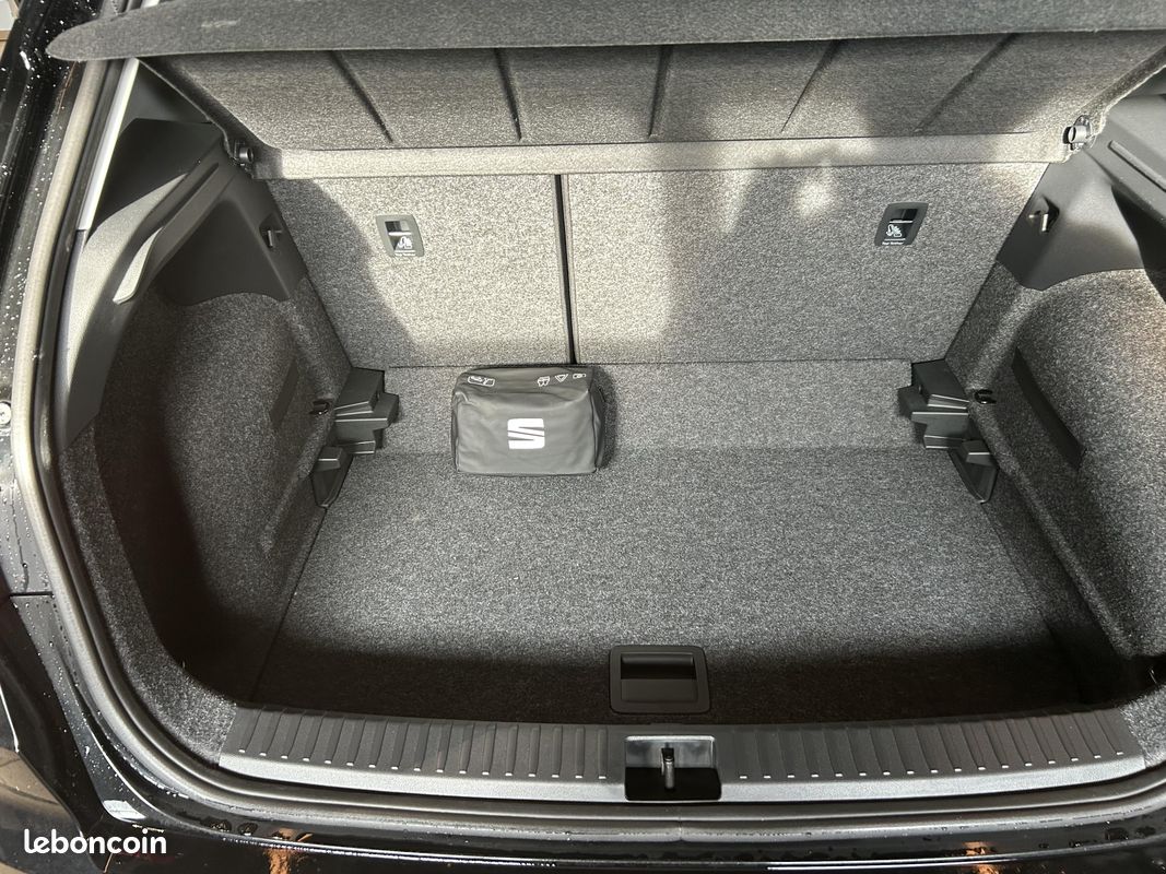 SEAT Arona 1.0 TSI 95 ch Start/Stop BVM5 Copa (image 17)