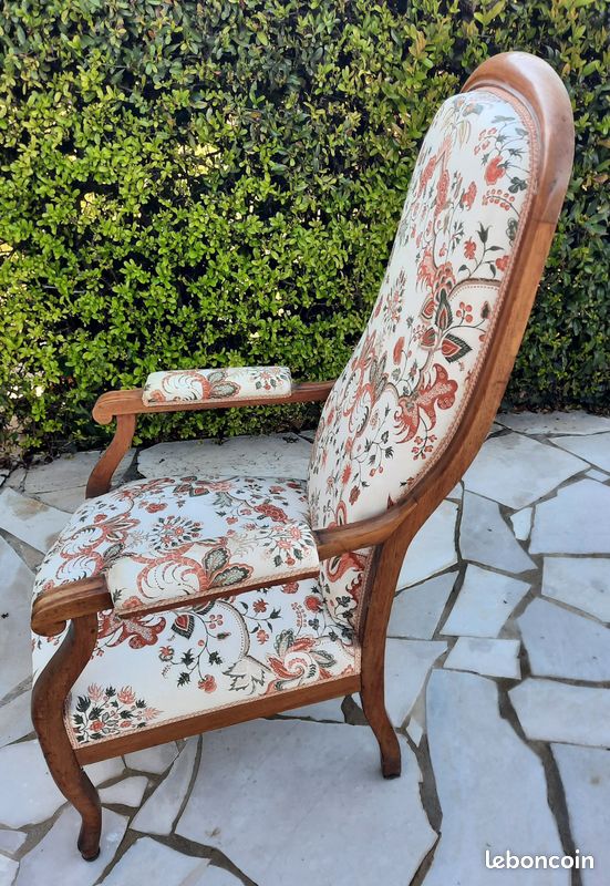 Fauteuil Voltaire début XX éme relooké en très bon état (image 2)