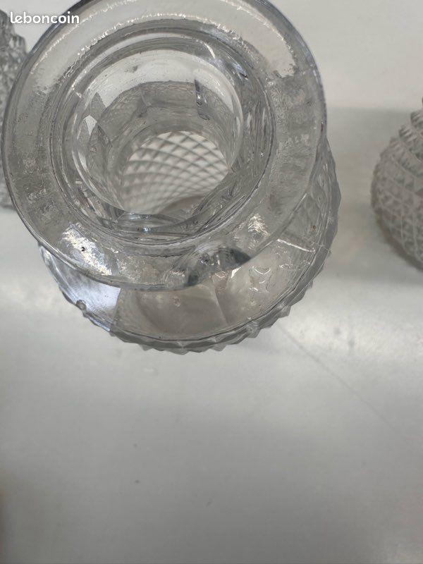 Lot de 3 Carafes en Cristal BACCARAT France – Signées – Milieu XXe (image 3)