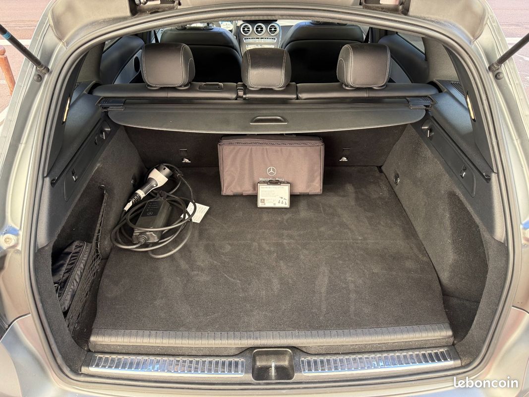 MERCEDES GLC 300 e 9G-Tronic 4Matic AMG Line 320 ch HYBRID TOIT OUVRANT entretien 100% Mercedes garantie Mercedes (image 18)