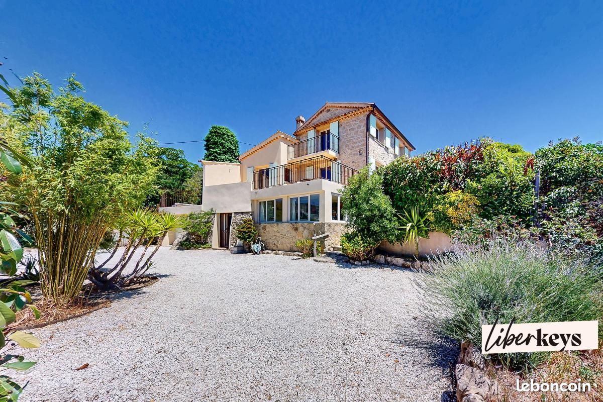 Maison 4 pièces 135 m² · à Berre-les-Alpes · 135 m² · 495 000 €