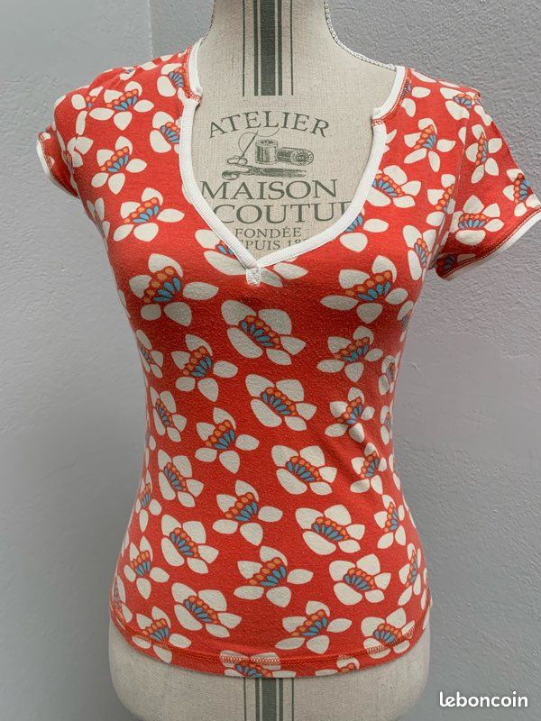Haut vintage fleuri (image 1)