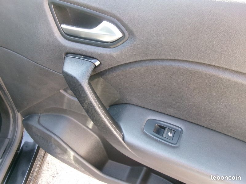 Renault CAPTUR II 1.5 BLUE DCI 115CH BUSINESS (image 14)