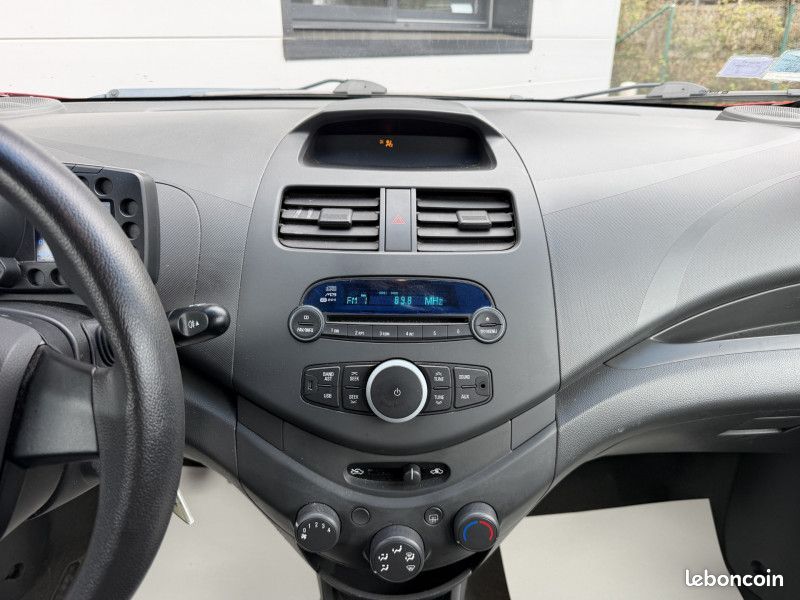 Chevrolet SPARK 1.0 16V SPARK+ 5P (image 9)