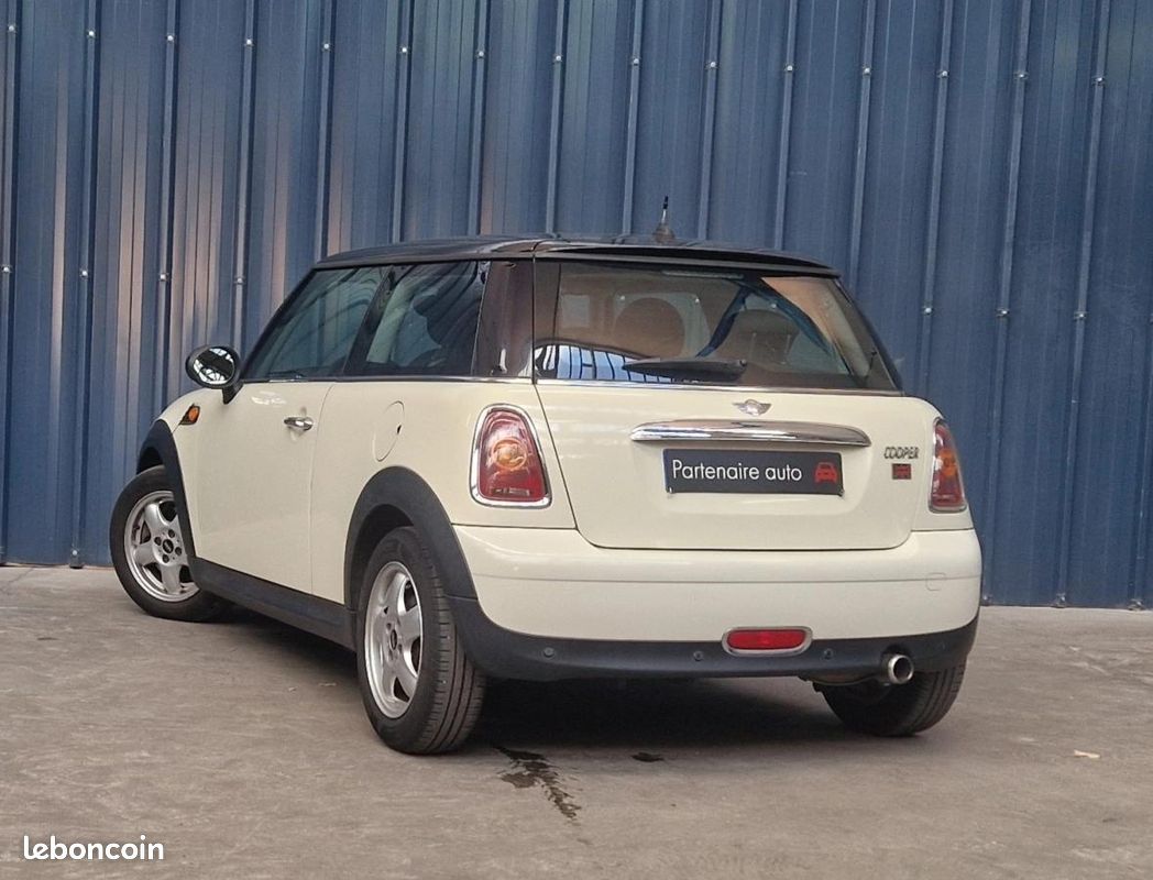 Mini Mini 1.6 120 COOPER - Garanti 1 an - Ethanol - Toit ouvrant - siège chauffant (image 2)