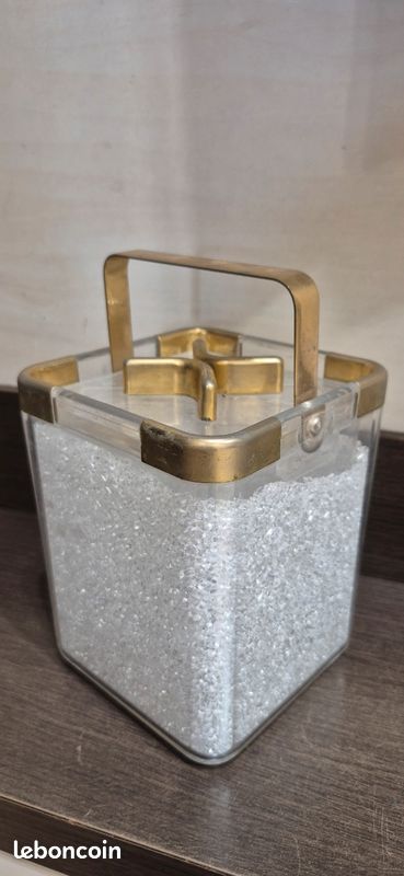 Seau à glace vintage en métal argenté et plastique, France 1970 | €450
