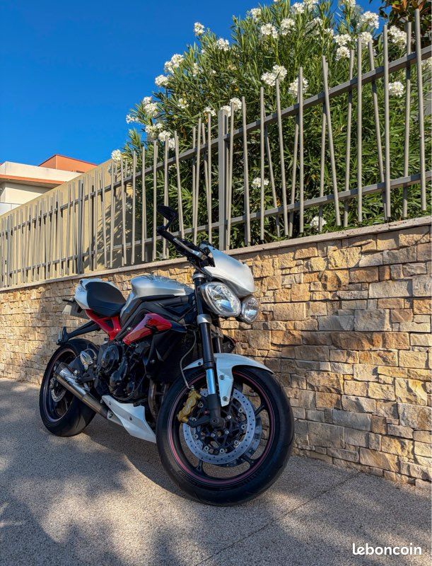 Street Triple 675R 2017 (image 2)