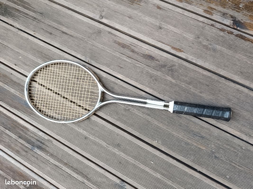 Ancienne raquette de tennis Slazenger aluminium taille 1754 très bon état