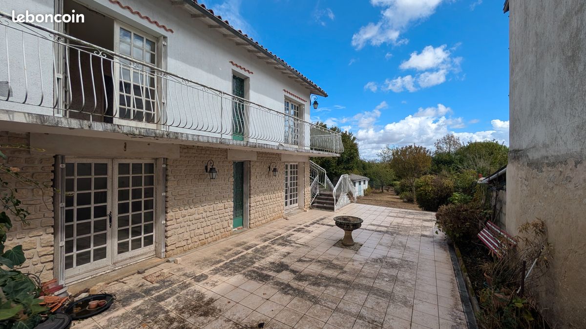 Maison 5 pièces 90 m² · à Saint-Gelais · 90 m² · 144 000 €