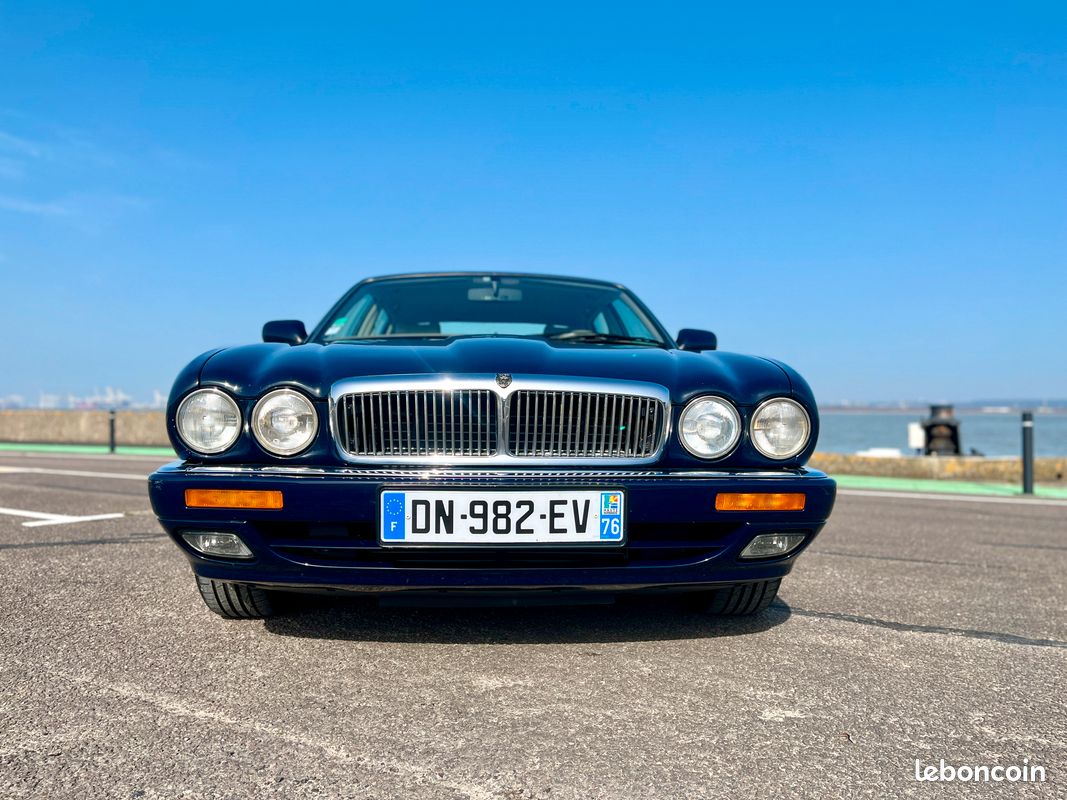 Jaguar XJ 3.2L 1996 (image 2)