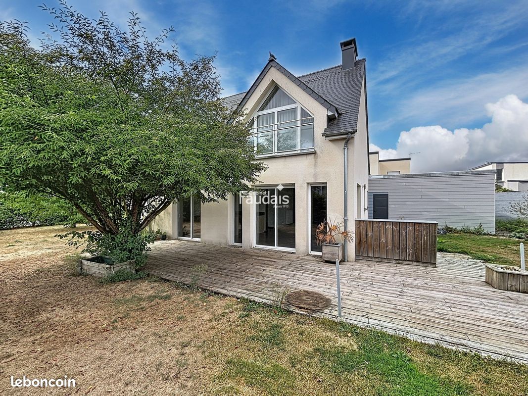 Maison 6 pièces 128 m² · à Saint-Gilles · 128 m² · 276 000 €