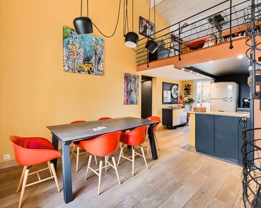 Maison 1 146 000 € - 221 m²