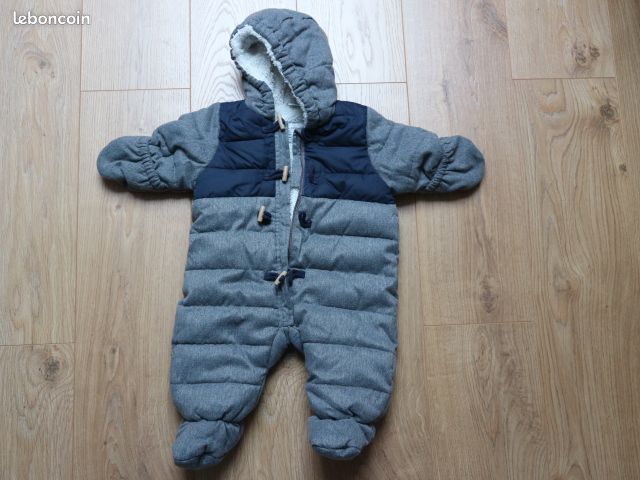 Combinaison bébé hiver 3 à 6 mois (image 1)