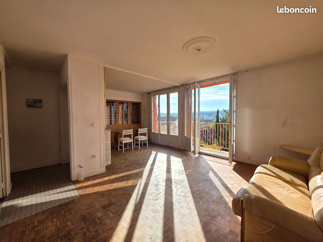 Appartement 3 pièces 64 m² · à Dijon · 64 m² · 89 000 €