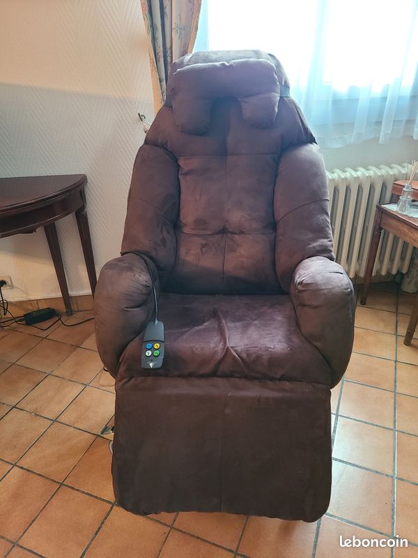 Fauteuil (médical) très peu servi quasi neuf (image 1)