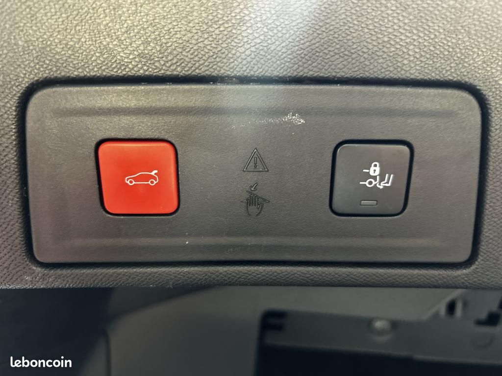 PEUGEOT 508 1.5 HDi - 130Ch - BV EAT8 Allure - Garantie 12 mois (image 35)