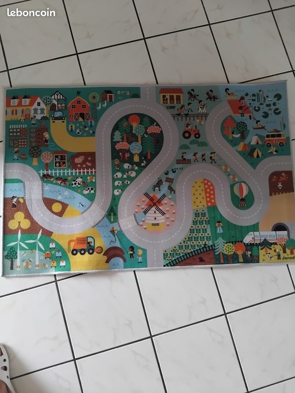 Tapis de jeu avec circuit Thème campagne tout neuf (image 2)
