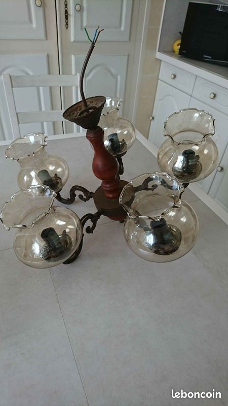 Lustre (image 1)