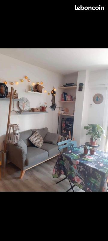 Appartement 1 pièce 28 m² · à Cagnes-sur-Mer · 28 m² · 860 €/mois