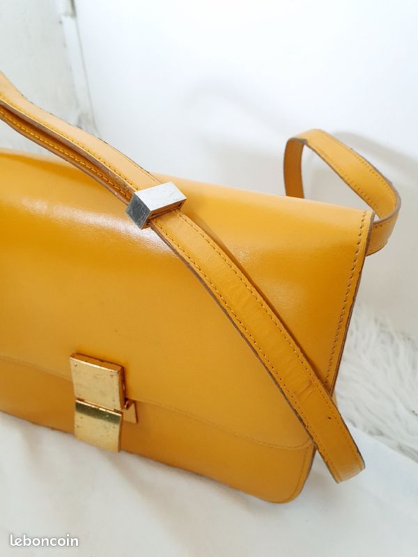 Celine classic box jaune (image 8)