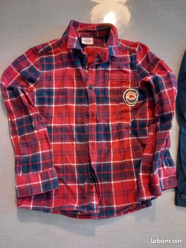 Lot de 2 chemises garçon taille 6 ans (image 3)