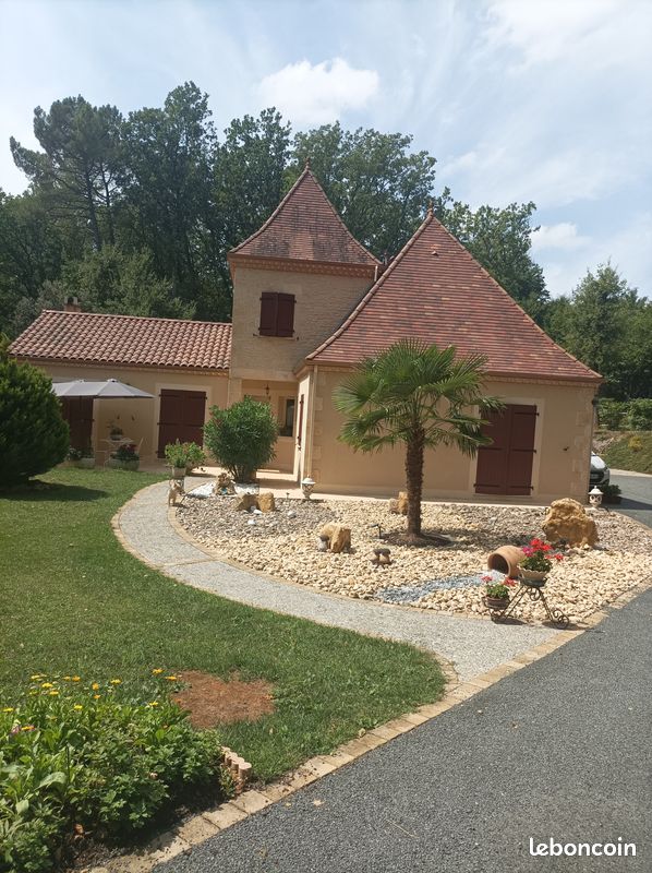 Maison 6 pièces 160 m² · à Meyrals · 160 m² · 430 000 €