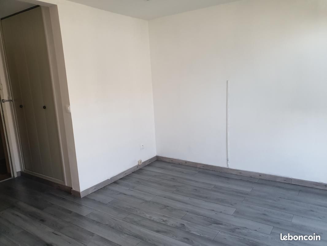 Studio 1 pièce 17 m² (image 4)
